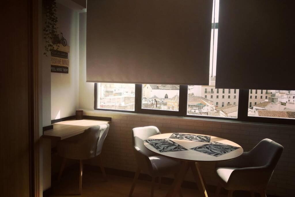 New Studio In Malaga With Views And Very Quiet Bagian luar foto